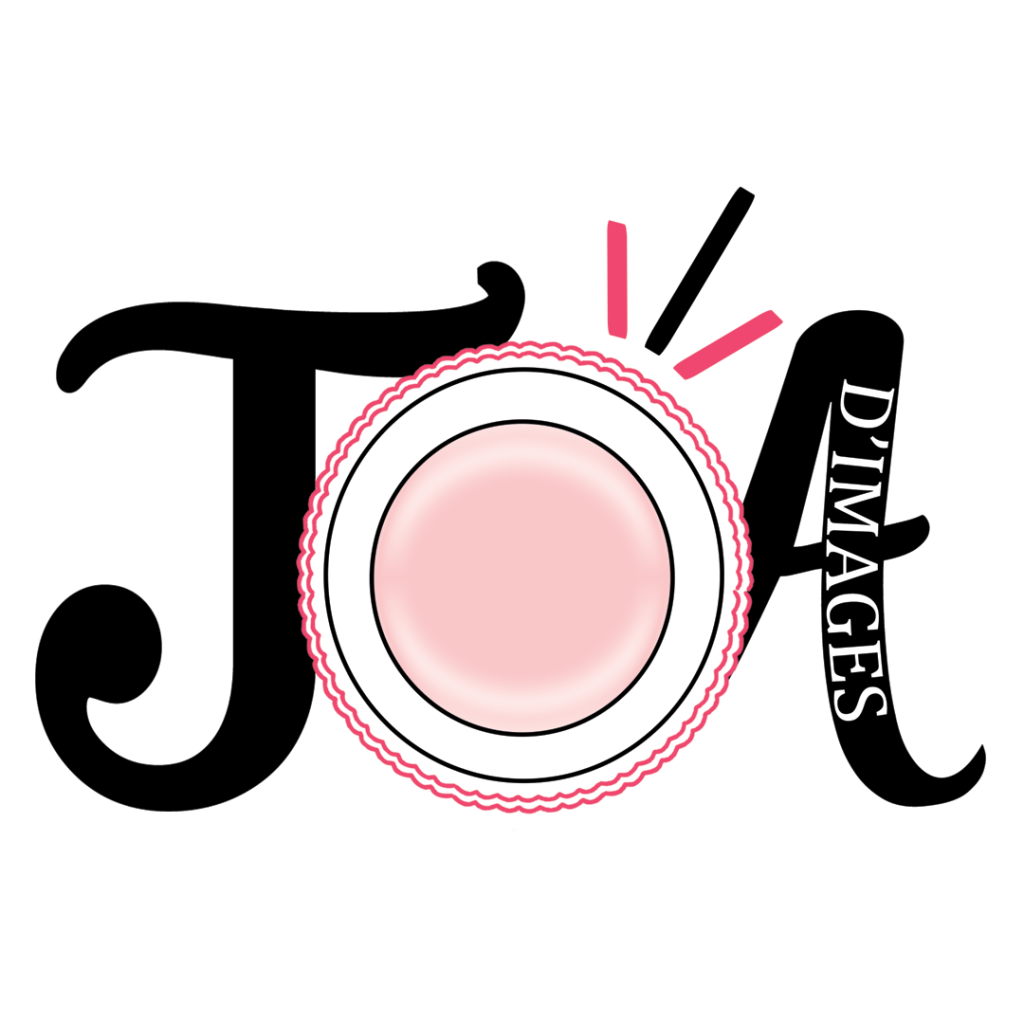 Logo réalisé à l'image de cette photographe JoA d'images