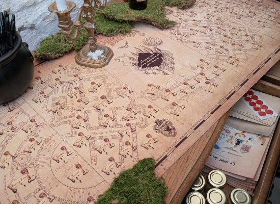 Plan de table Mariage Harry Potter façon toile Maraudeur
