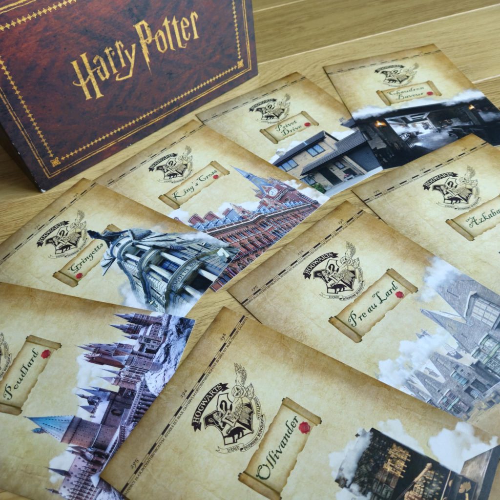 Pour votre mariage affichez sur chaque table un marque table sur le thème Harry Potter