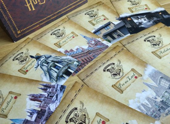 Pour votre mariage affichez sur chaque table un marque table sur le thème Harry Potter