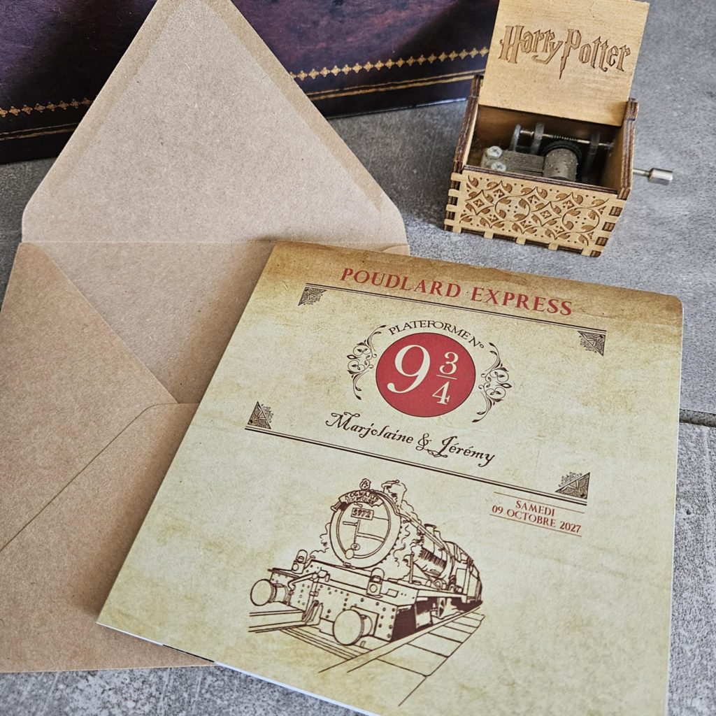 Demandez à vos proches d'être témoin de votre mariage grâce à cette carte personnalisée sur le thème Poudlard